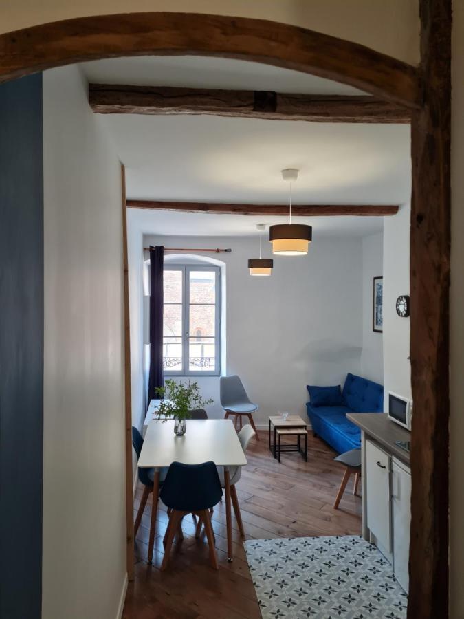 Triplex Avec Vue Sur Place Du Centre Historique. Фоа Екстериор снимка