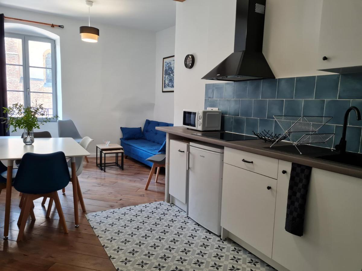 Triplex Avec Vue Sur Place Du Centre Historique. Фоа Екстериор снимка